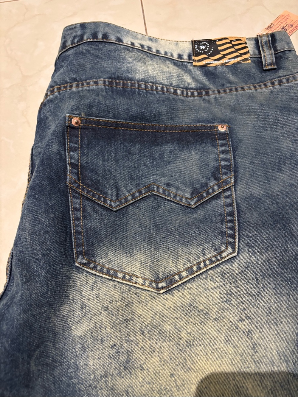Men's Straight Fit Washed Blue Denim Jeans - Classic Pocket Detail